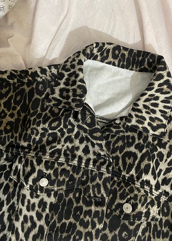 s Beden Siyah Leopar Desenli Mini Ceket