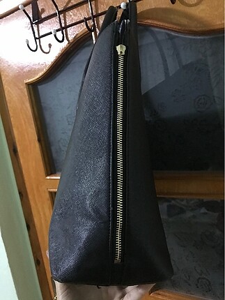 H&M Hm kol çantası