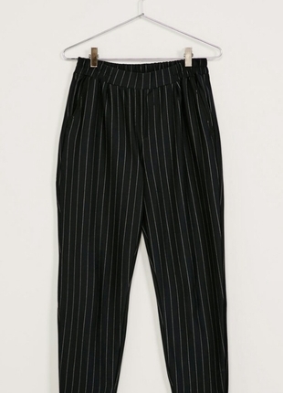 Etiketli jogger bershka marka pantolon