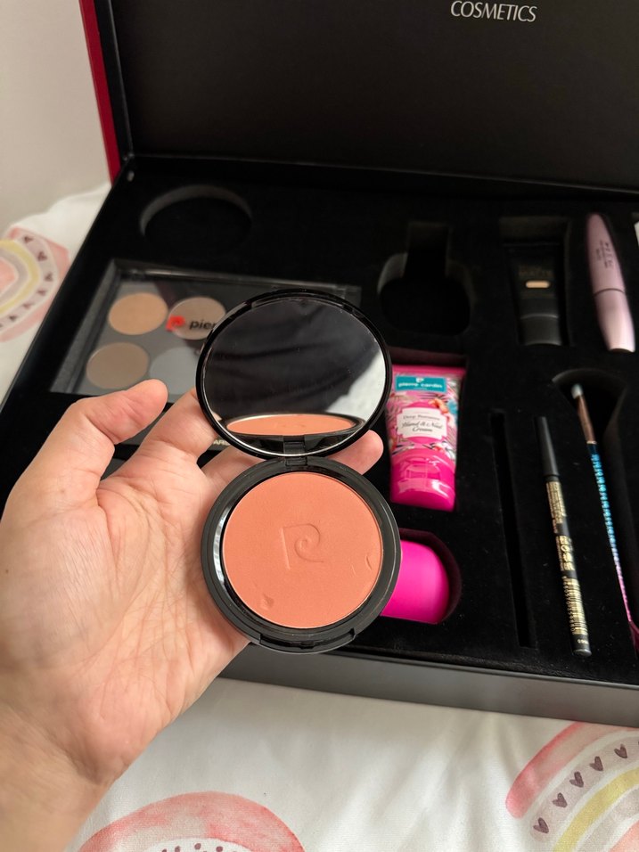 Pierre Cardin Kadın Makyaj Seti - Görsel 4