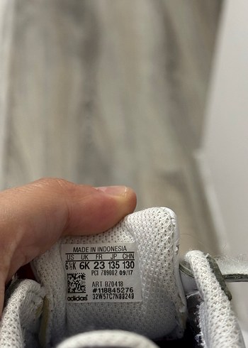 23 Beden Adidas süperstar ayakkabı