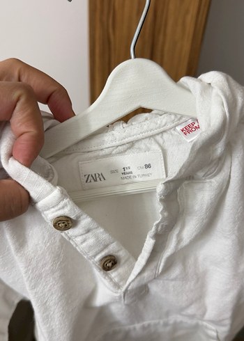 Zara Beyaz Keten V Yaka Erkek Çocuk Gömlek - Görsel 2