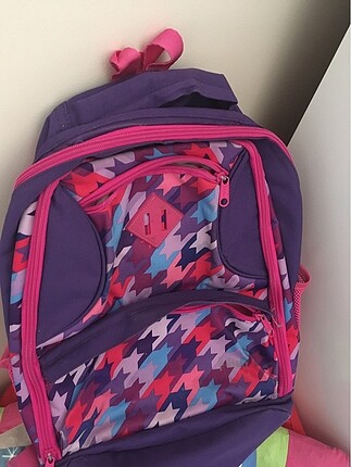 Okul çantası kaliteli