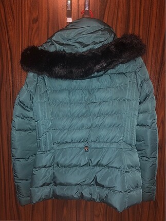 Yeşil zara mont