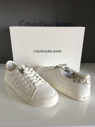 Calvin Klein Calvin Klein