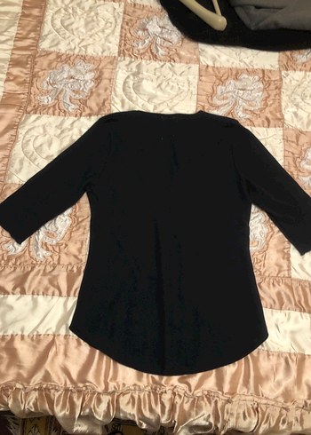 Siyah V Yaka Kadın Bluz - Görsel 4