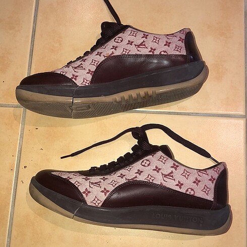38 Beden Lv sneakers