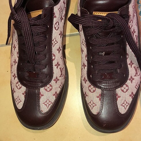 Louis Vuitton Lv sneakers