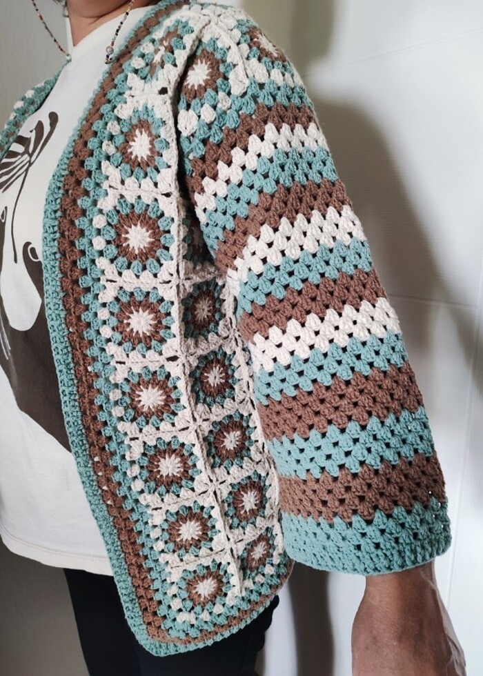 Motifli hırka - Görsel 4