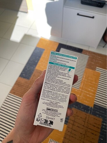 Beden Loreal Paris Peeling serum