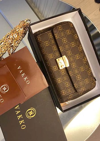Vakko Zincir Detaylı Kahverengi Deri Çanta - Görsel 3