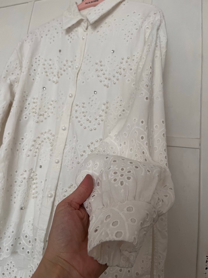 Beyaz Nakışlı Uzun Kollu Gömlek - Görsel 4