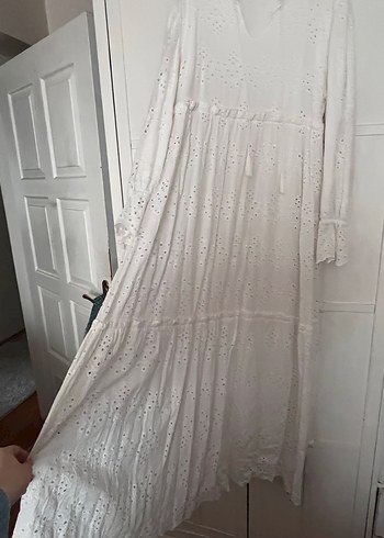 Kadın Beyaz Uzun Nakışlı Pamuklu Elbise - Görsel 7