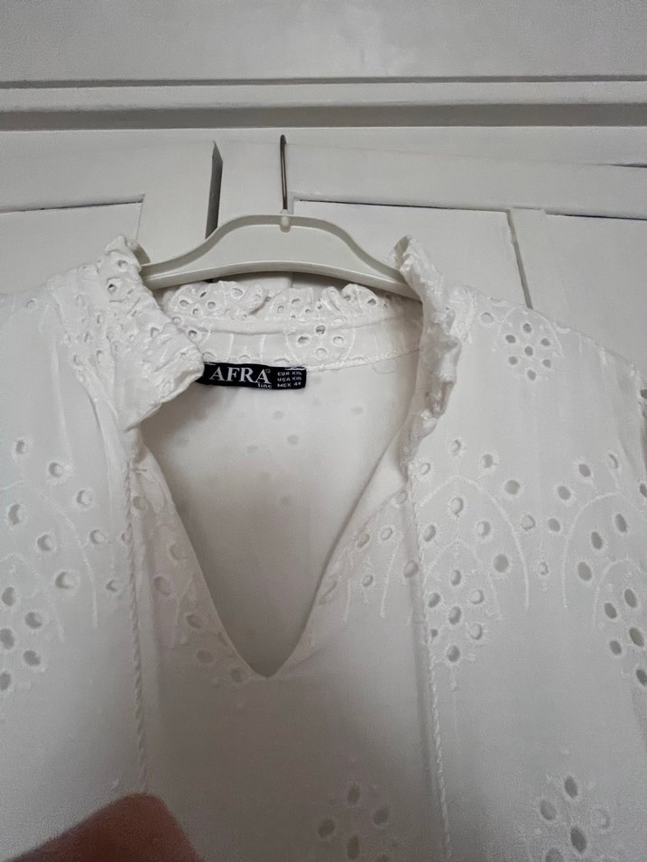 Kadın Beyaz Uzun Nakışlı Pamuklu Elbise - Görsel 2