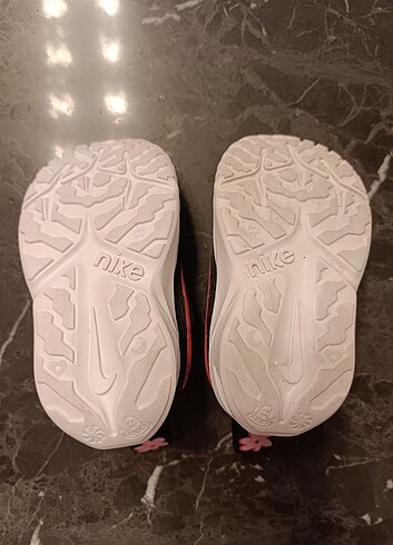 Nike bebek Spor ayakkabı 21 numara - Görsel 9