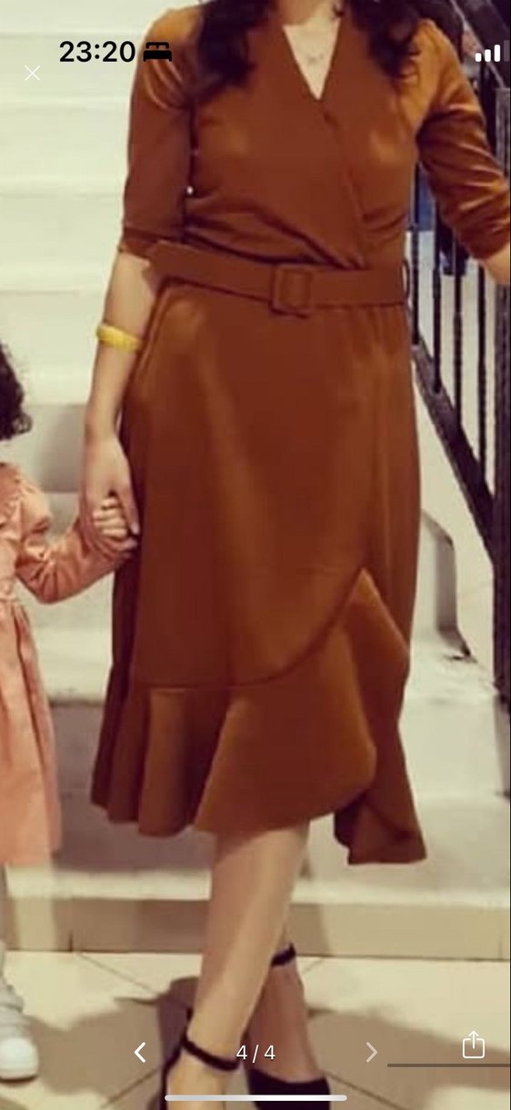 Kahverengi Kemerli Uzun V Yaka Elbise - Görsel 2