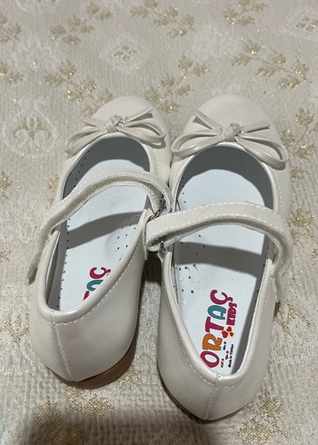 Kız Çocuk Beyaz Fiyonklu Babet Ayakkabı - Görsel 5