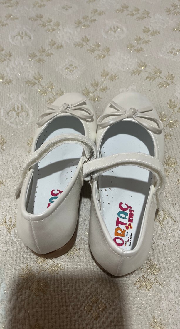 Kız Çocuk Beyaz Fiyonklu Babet Ayakkabı - Görsel 5