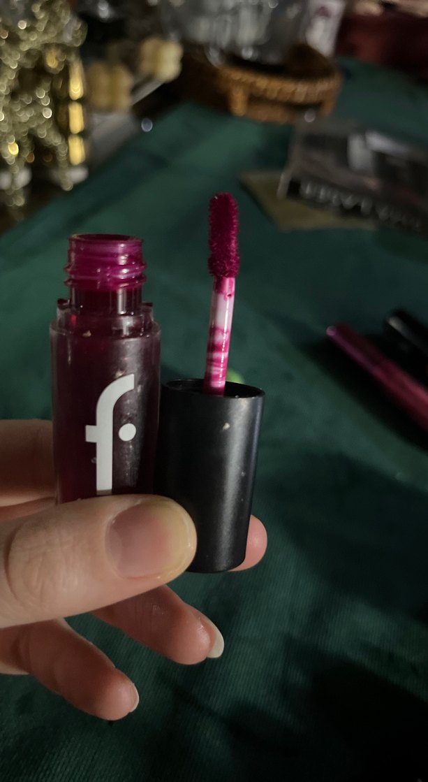 Parlatıcı nemlendirici tint Ruj 4 adet - Görsel 3