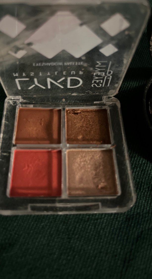 LYKD Siyah Göz Farı Paleti ve not pudra - Görsel 3