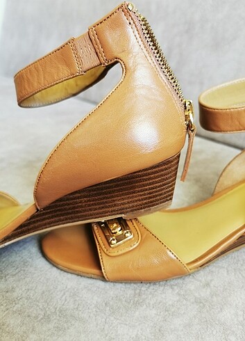 37 Beden Nine West sandalet
