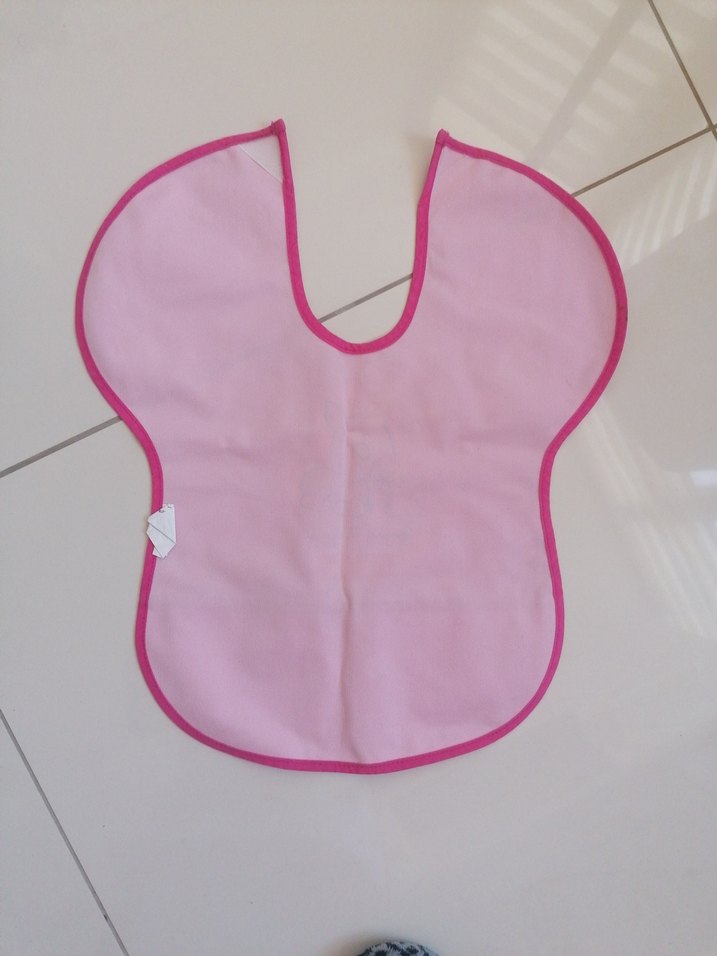 Fisher-Price Baskılı Pembe Bebek Önlüğü - Görsel 3