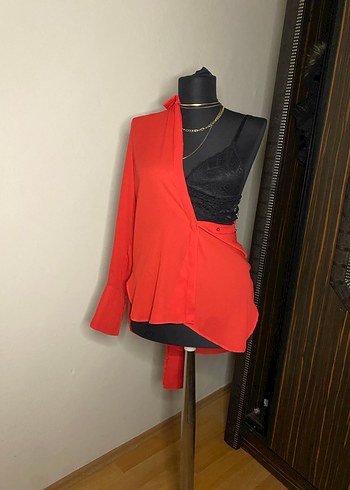 Asimetrik Drapeli Kırmızı Kadın Bluz - Görsel 7