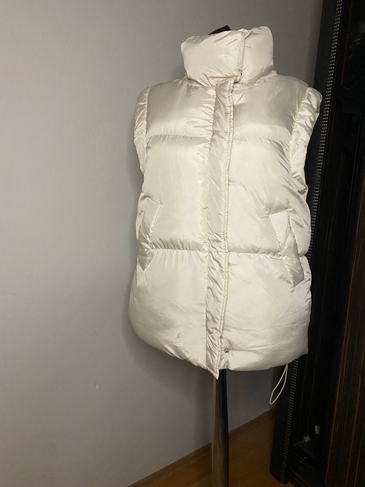 Bej Yüksek Yakalı Kadın Şişme Yelek - Görsel 5