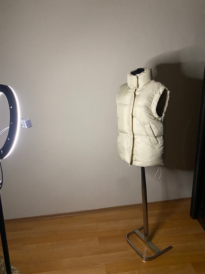 Bej Yüksek Yakalı Kadın Şişme Yelek - Görsel 2