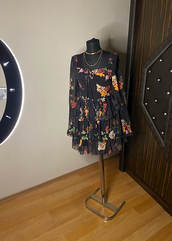 Çiçek Desenli Bohem Mini Elbise - Görsel 5