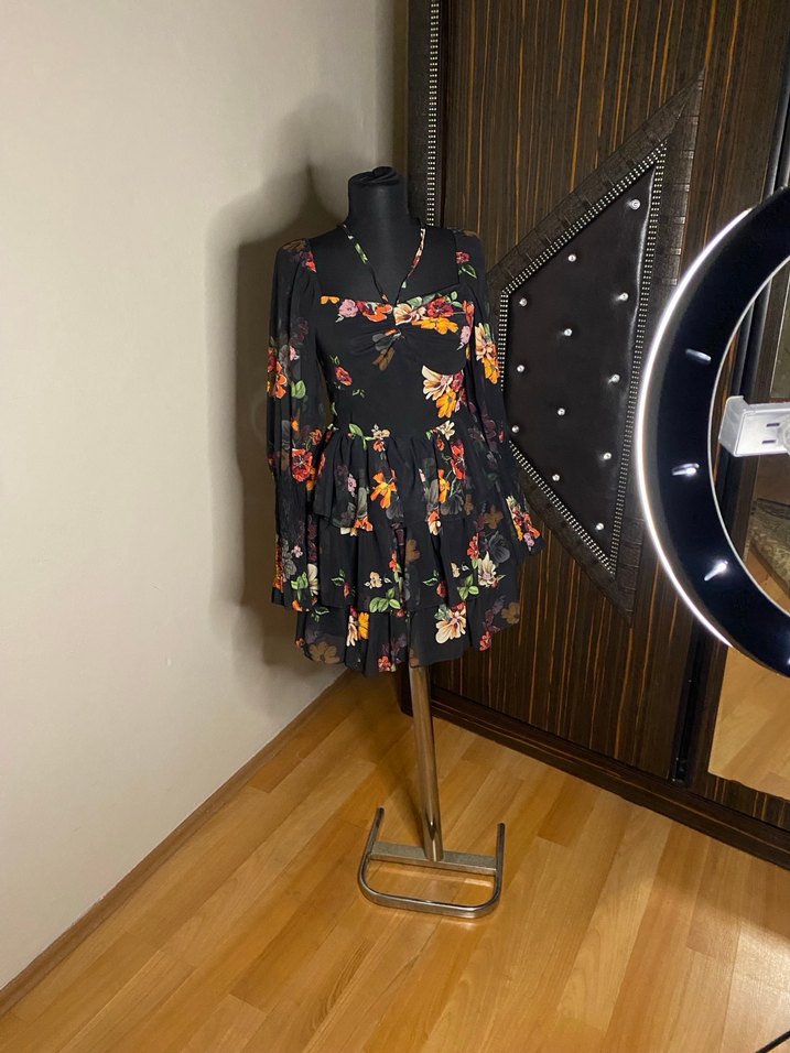 Çiçek Desenli Bohem Mini Elbise - Görsel 3