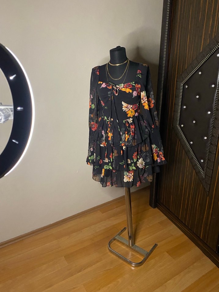 Çiçek Desenli Bohem Mini Elbise - Görsel 5