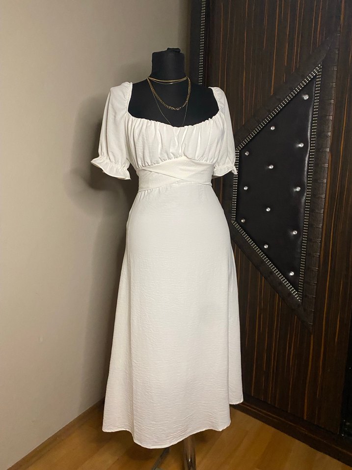 Beyaz Uzun Keten Elbise - Görsel 3