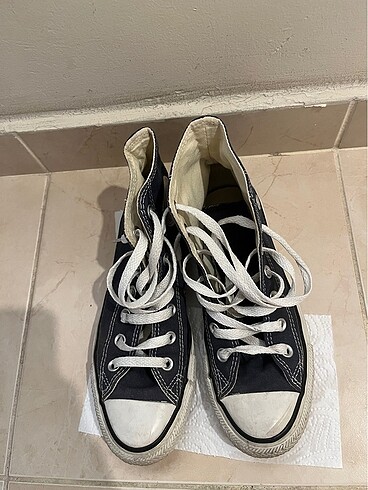 Lacivert Converse