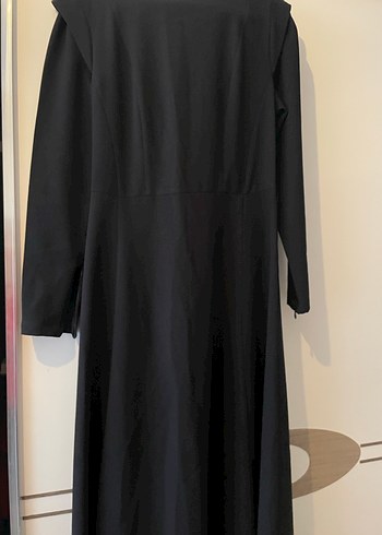 Uzun Kollu Siyah V Yaka Uzun Elbise - Görsel 2