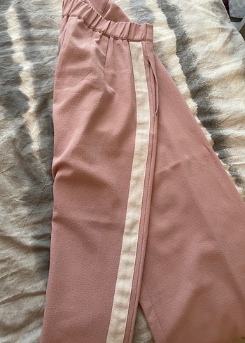 Pembe iKadın Kumaş Pantolon çizgili kumaş pantolon ve siyah kot - Görsel 2