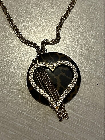 Uzun leoparlı kolye - Görsel 3