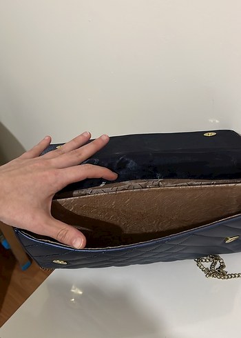 Zincir Detaylı Lacivert Deri Kadın Çanta - Görsel 3