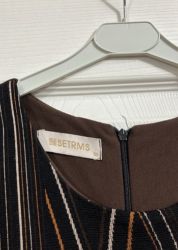 Drapeli V Yaka Uzun Kollu Kahverengi Kadın Elbise - Görsel 4