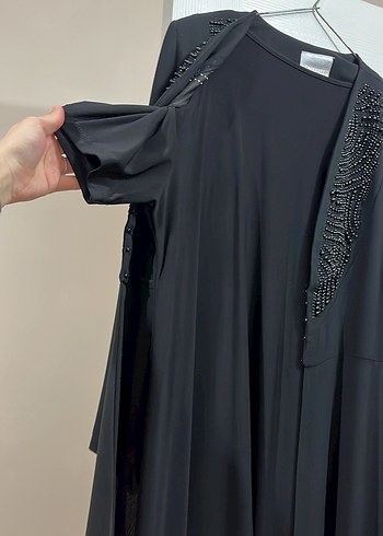 Uzun Siyah Nakışlı ve Boncuklu Kadın Elbisesi - Görsel 4