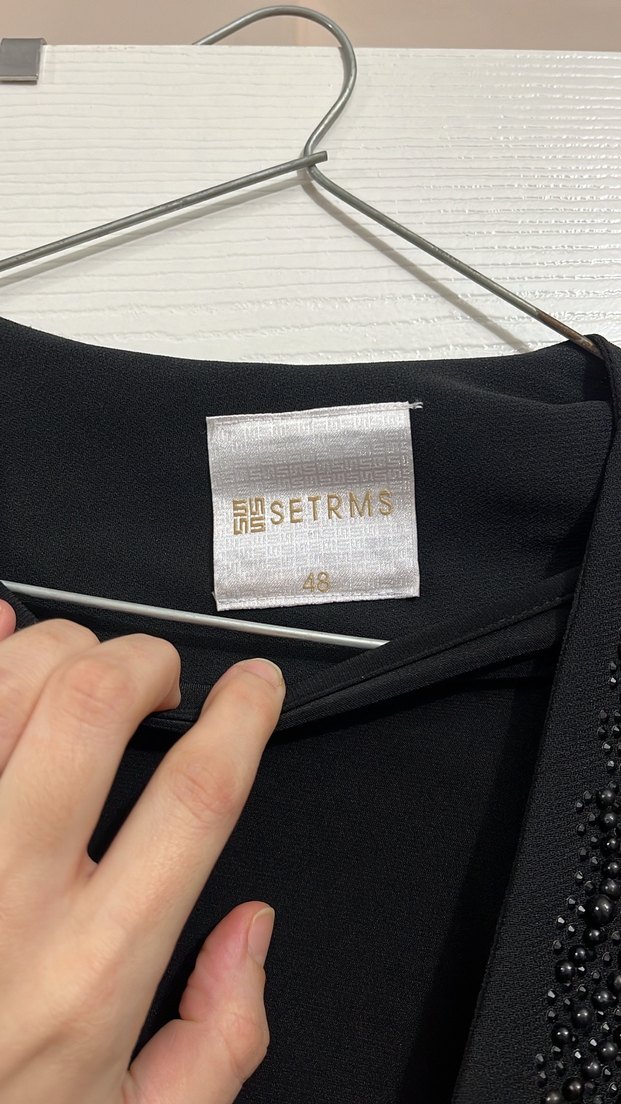 Uzun Siyah Nakışlı ve Boncuklu Kadın Elbisesi - Görsel 5