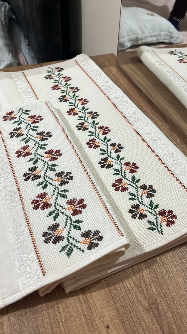 Etamin Nakışlı el emeği analı kızlı Havlu Seti - Görsel 4