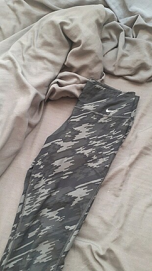 Nike tayt