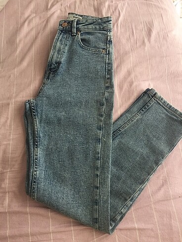 Stradivarius slim fit mom jean