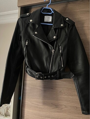 Bershka crop deri ceket