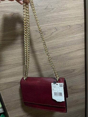 Mango cherry zincirli çanta