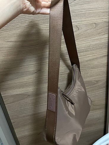  Beden Pull&Bear paraşüt çanta