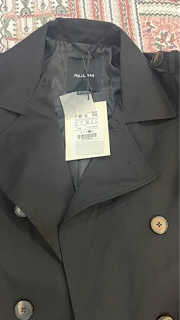 l Beden siyah Renk Etiketli Pull&Bear Siyah trençkot