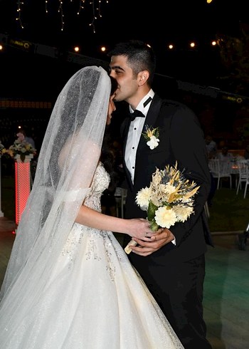 Vagzalli Beyaz Straplez A-Line Gelinlik - Görsel 3