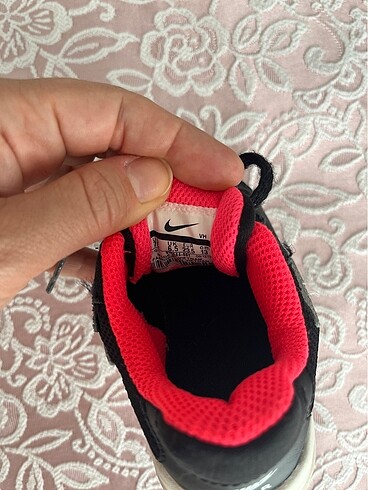 23 Beden Nike bebek ayakkabı